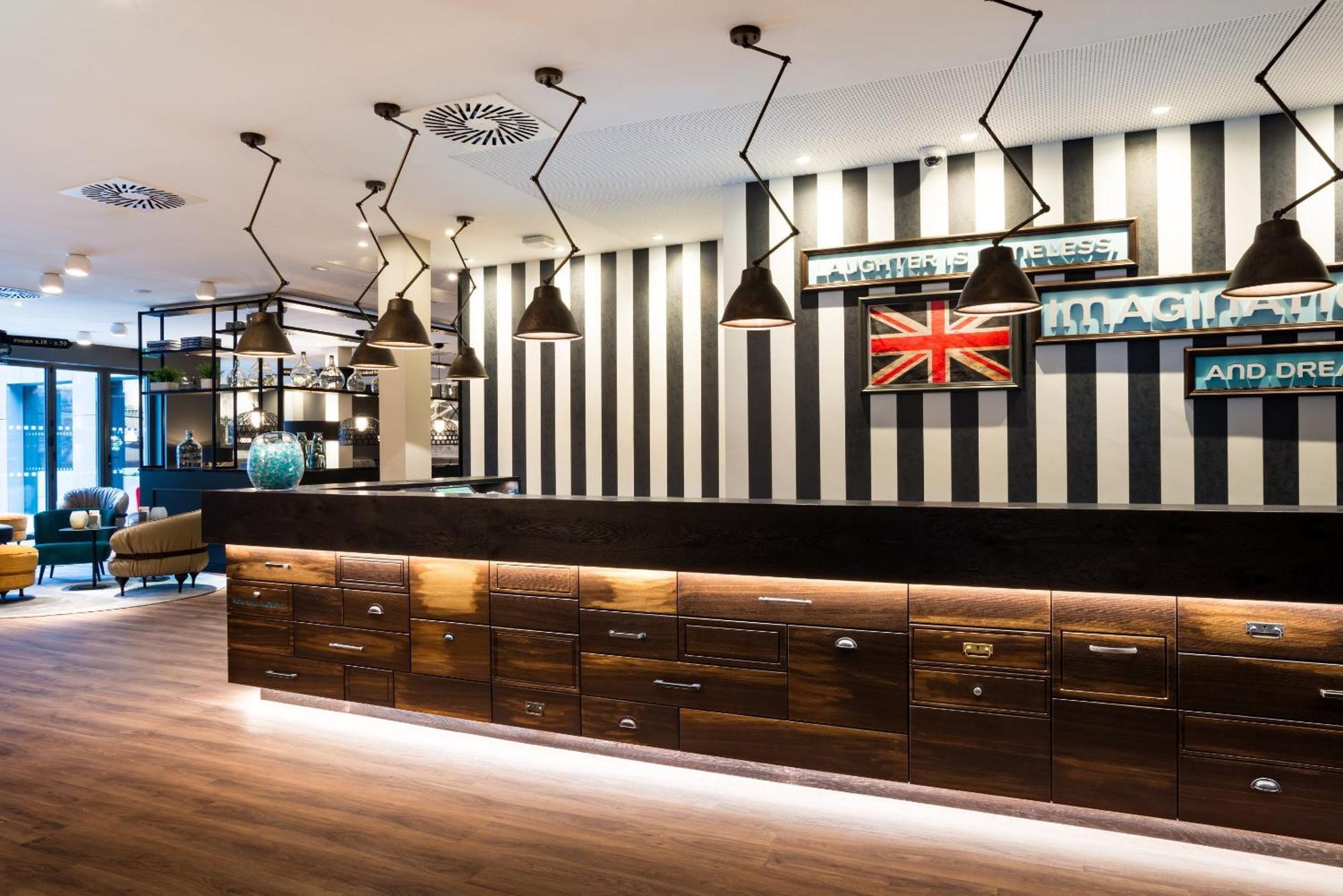 Motel One Newcastle Ngoại thất bức ảnh